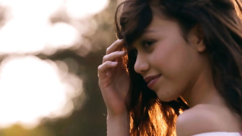 Petite body Filipina teen model strips...