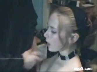Amateur Gothic Girl Sucking Dick