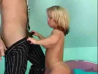Blonde Midget fuck a hat man